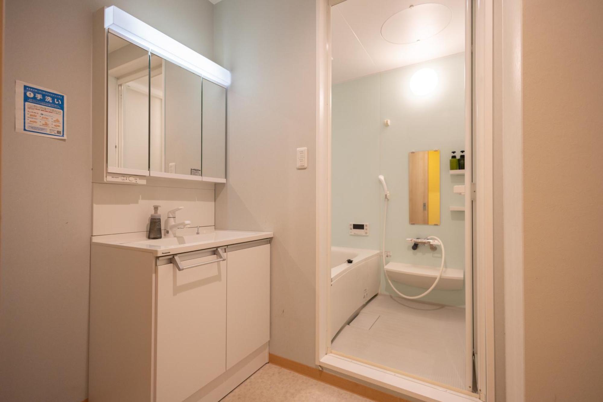 Nestay Terrace House Osaka Tsutenkaku Extérieur photo